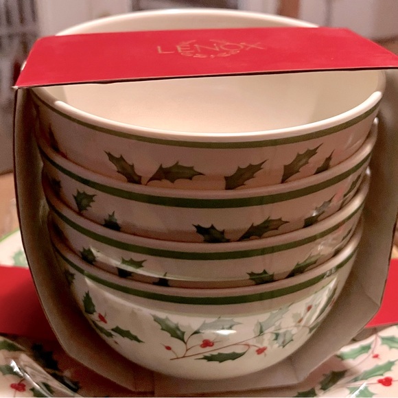 Lenox(SOLD OUT-Thank you!Bowls Set of 4. (3) available. 26oz Melamine - Picture 2 of 5